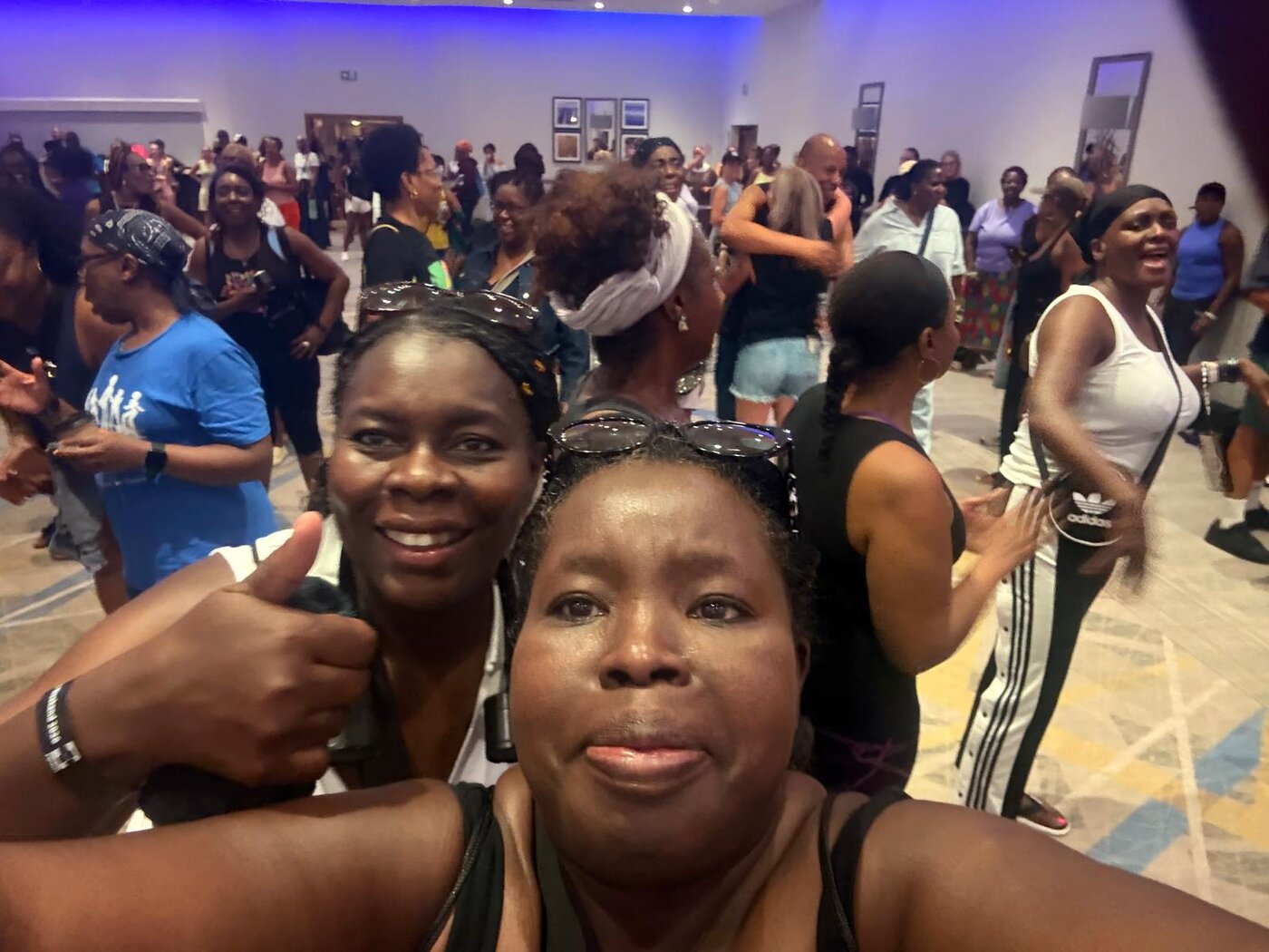 StepnGroove dance experience
